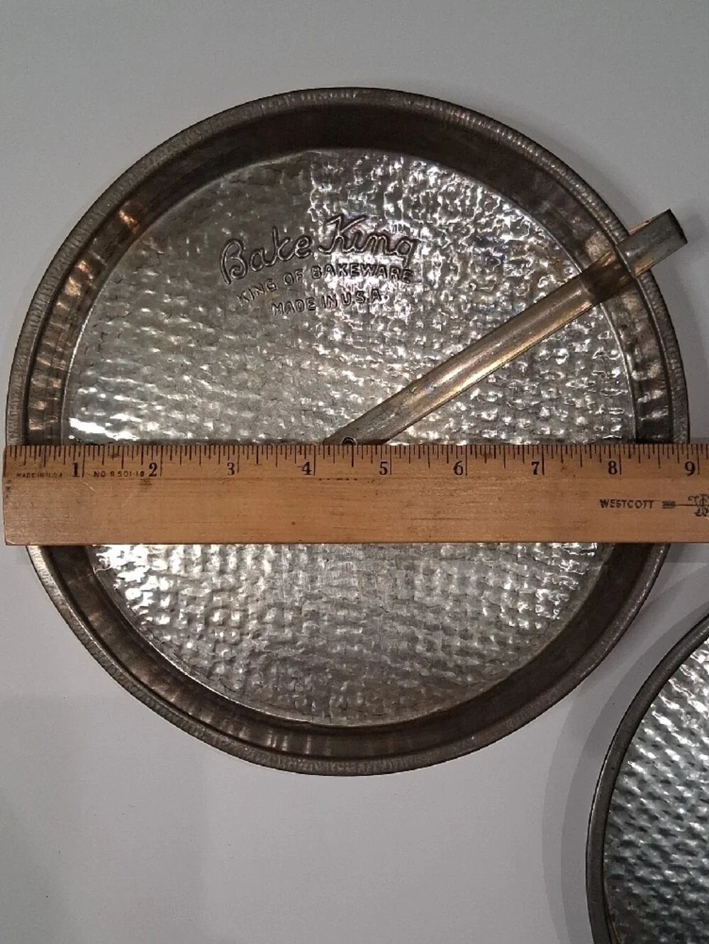 2 Vintage Bake King 8